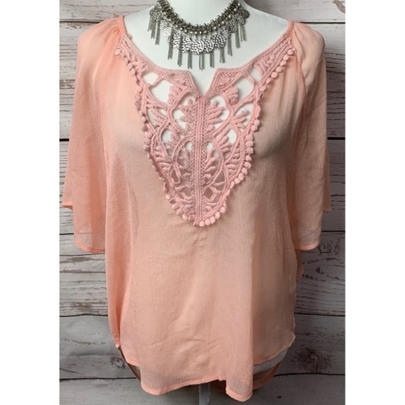 NWOT Vanity Crochet Dolman Sleeve Blouse - Picture 1 of 5